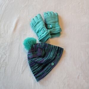 Girls Champion Hat & Gloves Sz 4